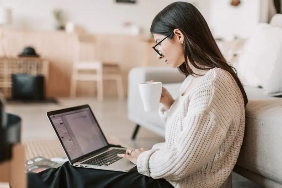 How To Be Productive At Home: 10 Helpful Tips That Actually Work ...